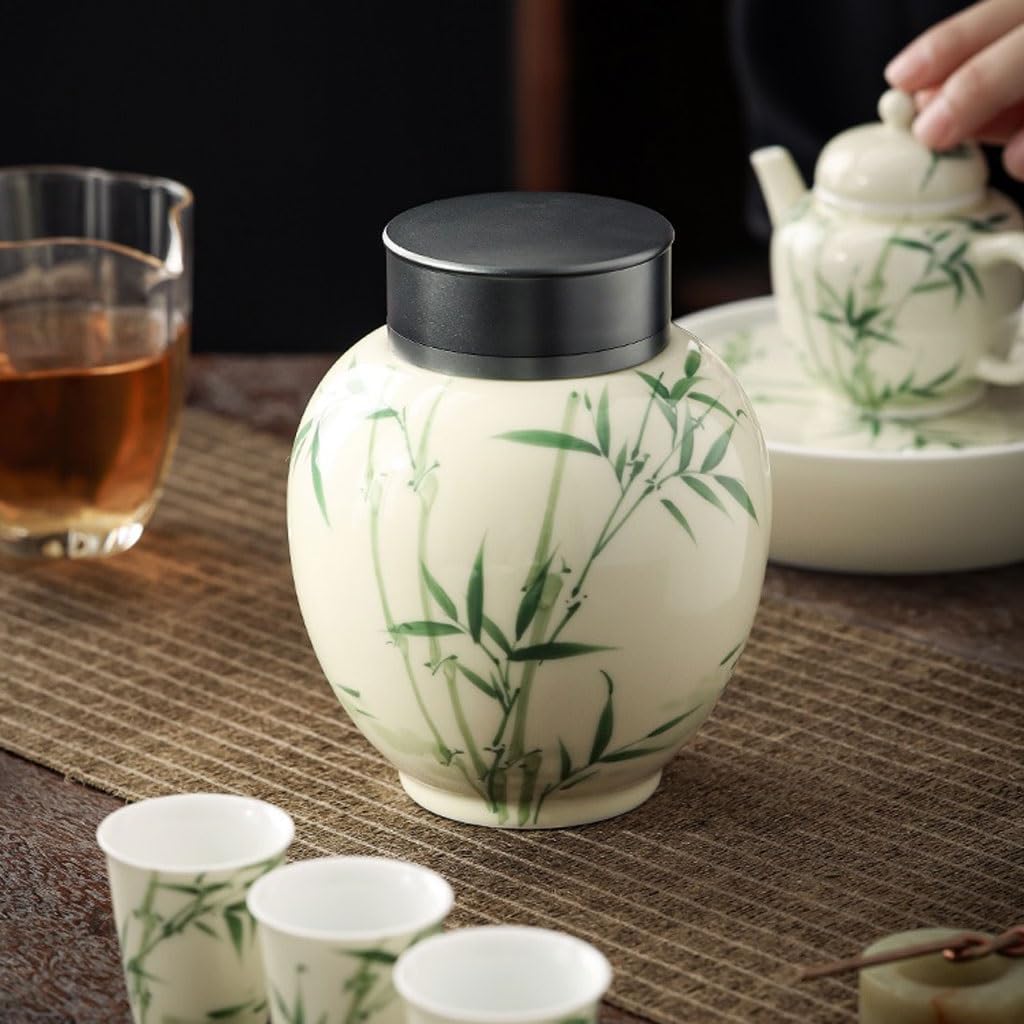 B245s 「萩焼　ぐい呑」平野教道作　共布共箱　塔陶山　酒器　茶道具 B245s 「萩焼 ぐい呑」平野教道作 共布共箱 塔陶山 酒器 茶道具